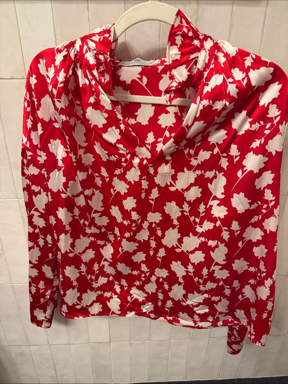 Red Floral V-Neck Long-Sleeve Women's Blouse